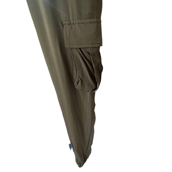 Venus Halter Jewel V-Neck Jumpsuit Pockets Tie Waist • NWOT • Size: XL - Picture 9 of 14